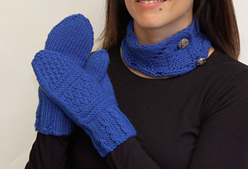 Simpliworsted Gansey Mittens and Neck Warmer