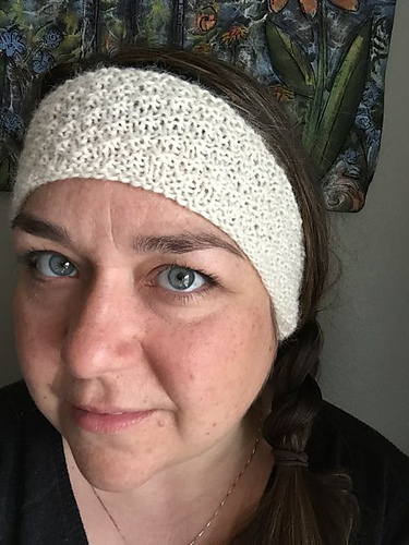 Simple Alpaca Earwarmer