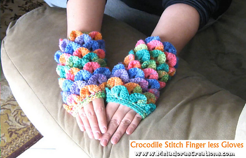 Crocodile Stitch Fingerless Gloves