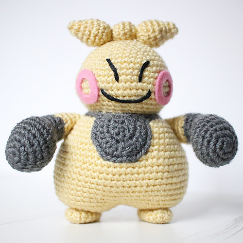 Makuhita Pokemon Amigurumi