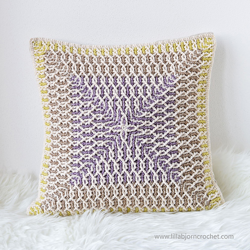 Brioche Infinity Pillow
