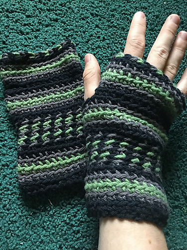Stripes & Checks Gloves