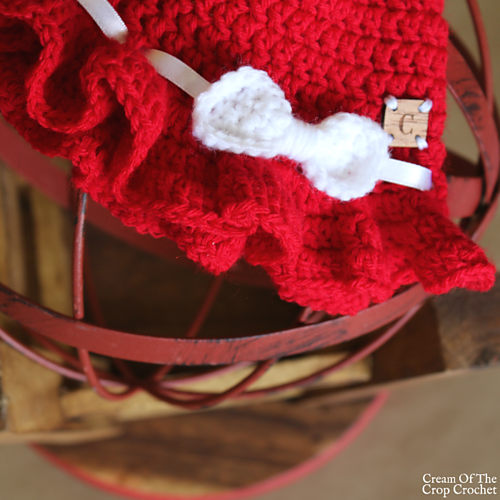 Newborn Ruffle Hat