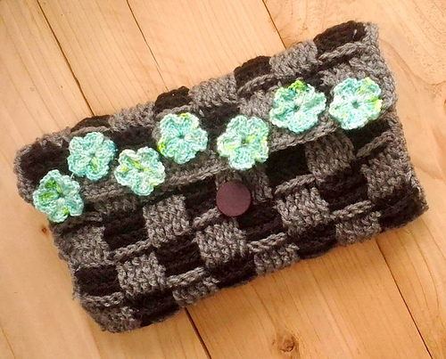 Basket of Posies Clutch