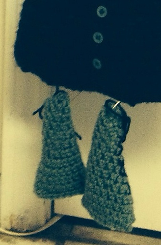 WITCH DOOR HANGER with BOOTS