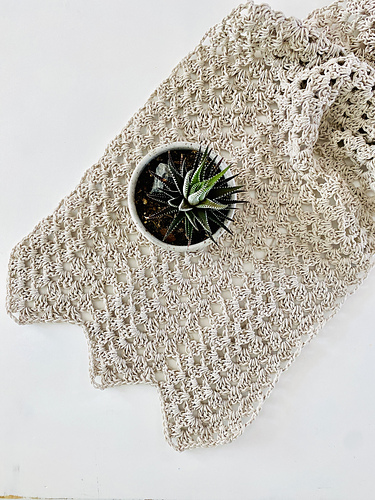 Granny Chevron Table Runner