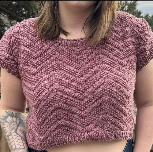 Chevron crop-top