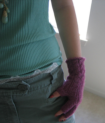 Snuggles Fingerless Gloves