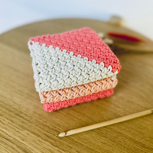 C2C Moss Stitch Washcloth